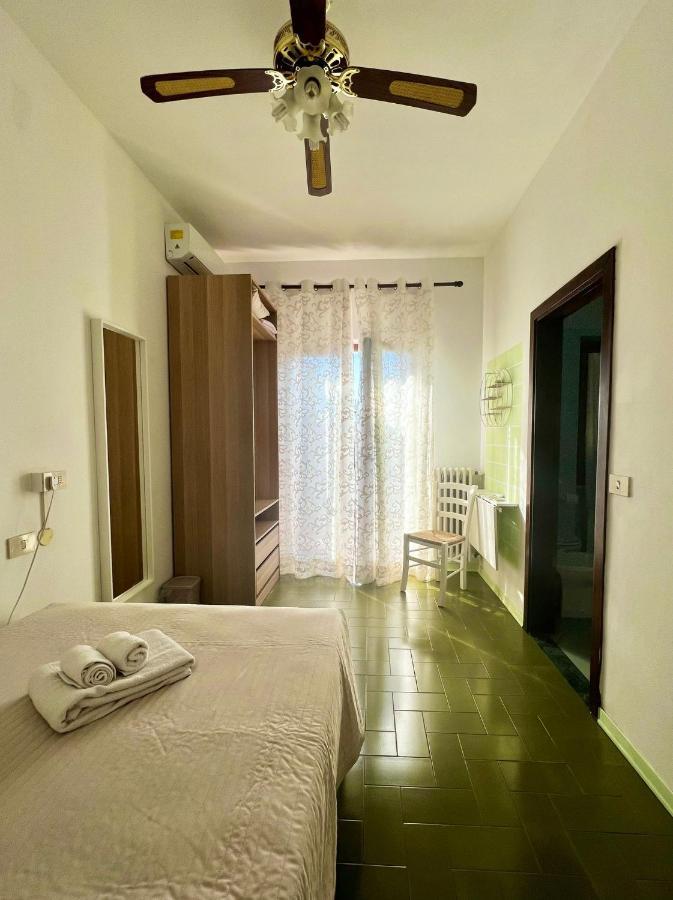 Bed&Breakfast Villa Lorena Forte dei Marmi Exterior photo
