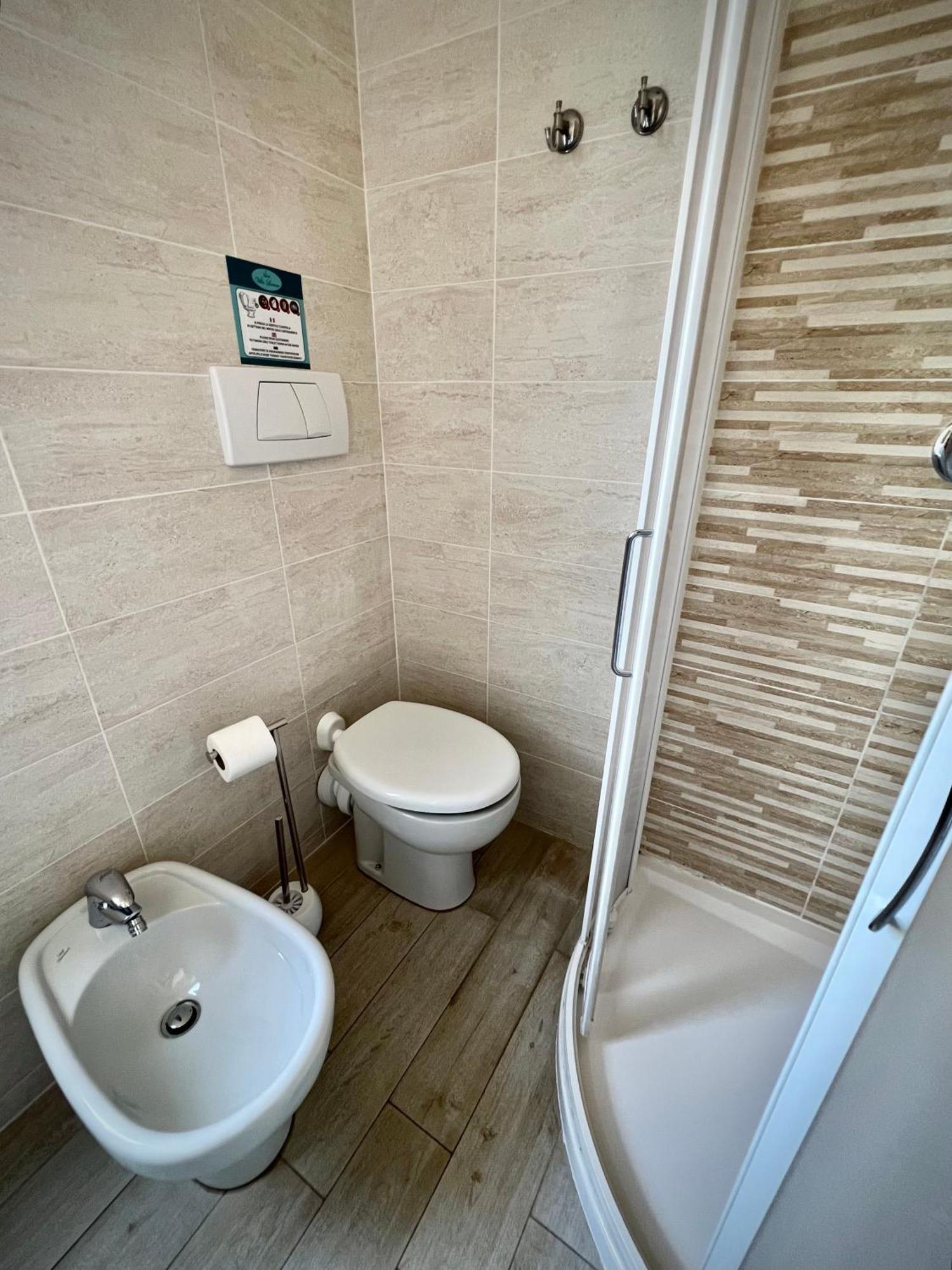 Bed&Breakfast Villa Lorena Forte dei Marmi Exterior photo